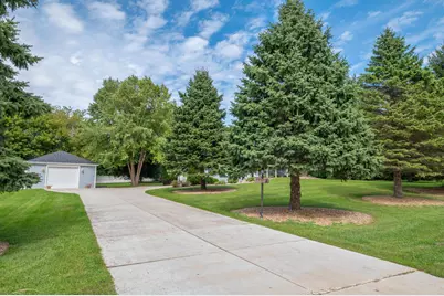 N51W27864 N Courtland Cir, Lisbon, WI 53072 - Photo 32