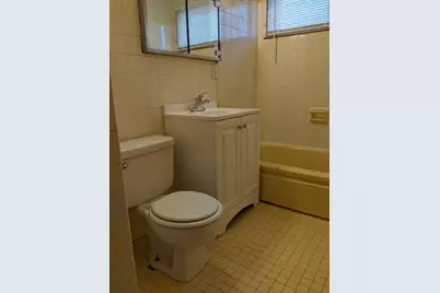 5844 N 83rd St #Lower, Milwaukee, WI 53218 - Photo 10