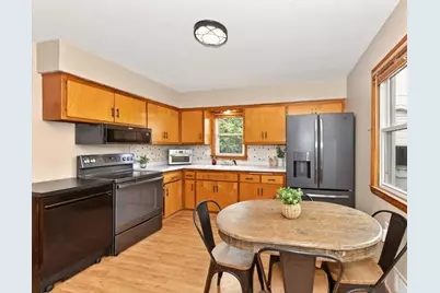 8048 W Herbert Ave, Milwaukee, WI 53218 - Photo 4