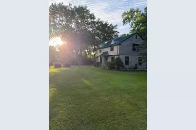 1177  Lakefield Rd, Grafton, WI 53024 - Photo 2