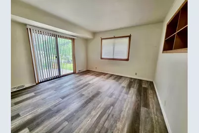 4380 N 143rd St, Brookfield, WI 53005 - Photo 14