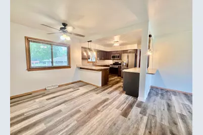 4380 N 143rd St, Brookfield, WI 53005 - Photo 4