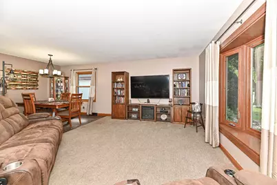 5224 S 23rd St, Milwaukee, WI 53221 - Photo 6