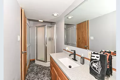 5224 S 23rd St, Milwaukee, WI 53221 - Photo 34