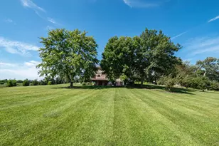 5319 69th Dr, Racine, WI 53182 - Photo 2