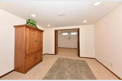 5944 S 35th St, Greenfield, WI 53221 - Photo 30