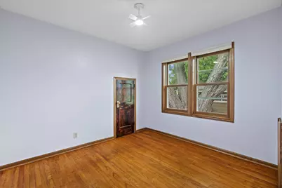 2000  Summit Ave, Waukesha, WI 53188 - Photo 20