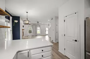 3929 Maple Grove Dr, Madison, WI 53719 - Photo 10
