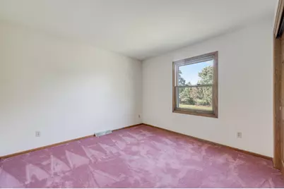 1530 W Zedler Ln, Mequon, WI 53092 - Photo 28