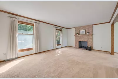 1530 W Zedler Ln, Mequon, WI 53092 - Photo 4