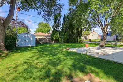 1224  Mackinac Ave, South Milwaukee, WI 53172 - Photo 6