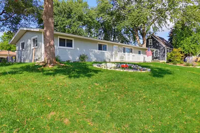 1224  Mackinac Ave, South Milwaukee, WI 53172 - Photo 2