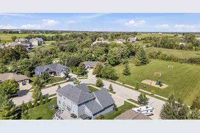 617  Evergreen Ter, Port Washington, WI 53074 - Photo 40