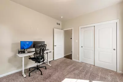 617  Evergreen Ter, Port Washington, WI 53074 - Photo 36