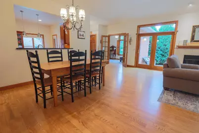 212  Thorngate Ct #8, Burlington, WI 53105 - Photo 10