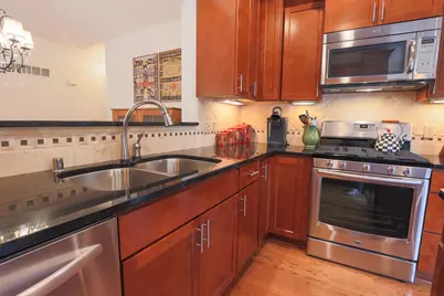 212  Thorngate Ct #8, Burlington, WI 53105 - Photo 12