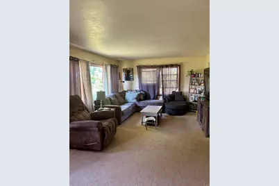 22436  Schroeder Rd, Racine, WI 53139 - Photo 10