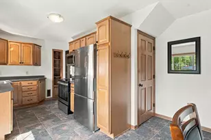 527 Schwartz St, Plymouth, WI 53073 - Photo 12