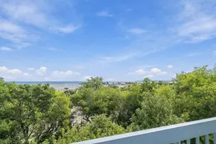 1660 N Prospect Ave, Milwaukee, WI 53202 - Photo 28