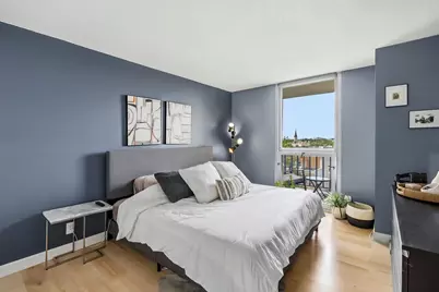 1660 N Prospect Ave #704, Milwaukee, WI 53202 - Photo 8