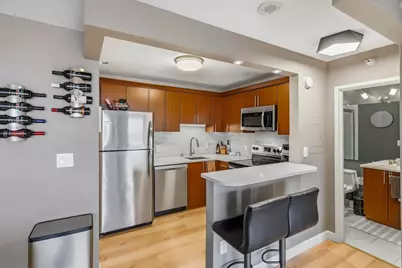 1660 N Prospect Ave #704, Milwaukee, WI 53202 - Photo 12