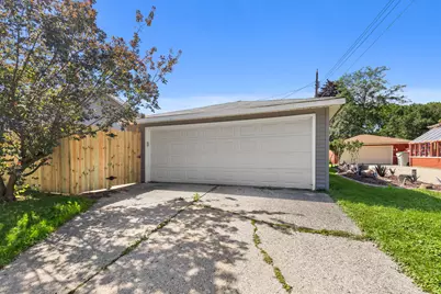 9600 W Morgan Ave, Milwaukee, WI 53228 - Photo 22