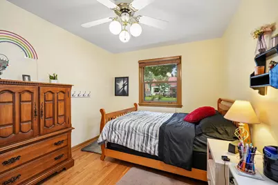 3760 S Kansas Ave, Milwaukee, WI 53207 - Photo 12