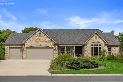 N74W16142  Stonewood Dr, Menomonee Falls, WI 53051 - Photo 2