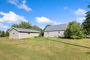 301 Michaels St, Cochrane, WI 54622 - Photo 22
