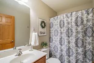 435 Crestwood Dr, Johnson Creek, WI 53038 - Photo 32
