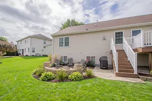 435 Crestwood Dr, Johnson Creek, WI 53038 - Photo 2