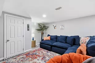 5800 W Vienna Ave, Milwaukee, WI 53216 - Photo 2