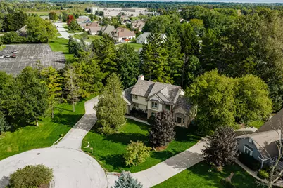9414 N Pearlette Ln, Brown Deer, WI 53223 - Photo 4