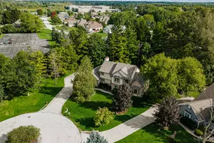 9414 N Pearlette Ln, Brown Deer, WI 53223 - Photo 4