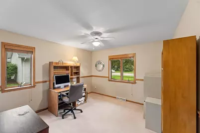 506 E Rossman St, Hartford, WI 53027 - Photo 22