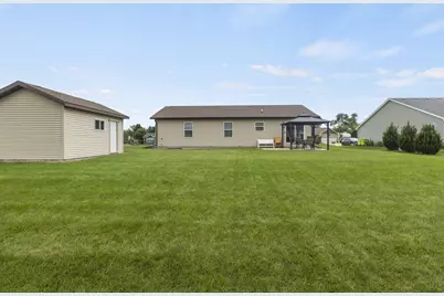 1115  Tamarack St, Delavan, WI 53115 - Photo 24
