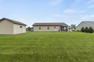1115 Tamarack St, Delavan, WI 53115 - Photo 24