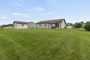 1115 Tamarack St, Delavan, WI 53115 - Photo 20
