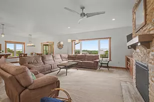 W3816 Highland Dr, Greenfield, WI 54601 - Photo 18