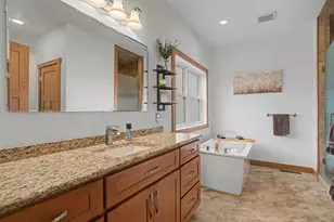W3816 Highland Dr, Greenfield, WI 54601 - Photo 38