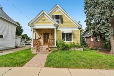 200 W State St, Burlington, WI 53105 - Photo 2