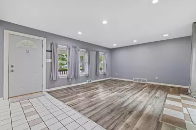 6411  Sheridan Rd, Kenosha, WI 53143 - Photo 8