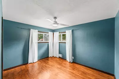 7306 W River Bend Dr, Milwaukee, WI 53219 - Photo 20