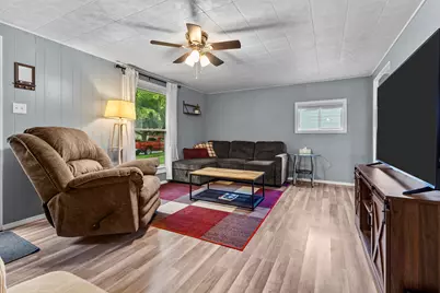 1126 E Wisconsin St, Delavan, WI 53115 - Photo 6