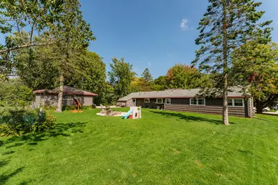 7115 N Seneca Ave, Glendale, WI 53217 - Photo 24