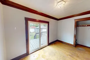 914 St Clair St, Manitowoc, WI 54220 - Photo 6
