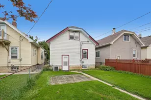 2113 S 59th St, Milwaukee, WI 53219 - Photo 32