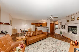11200 W Gilbert Ave, Wauwatosa, WI 53226 - Photo 1