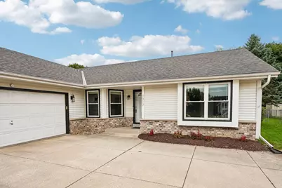 1917  Rustic Way, Waukesha, WI 53186 - Photo 4
