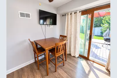 409  Vollrath Blvd, Sheboygan, WI 53081 - Photo 4